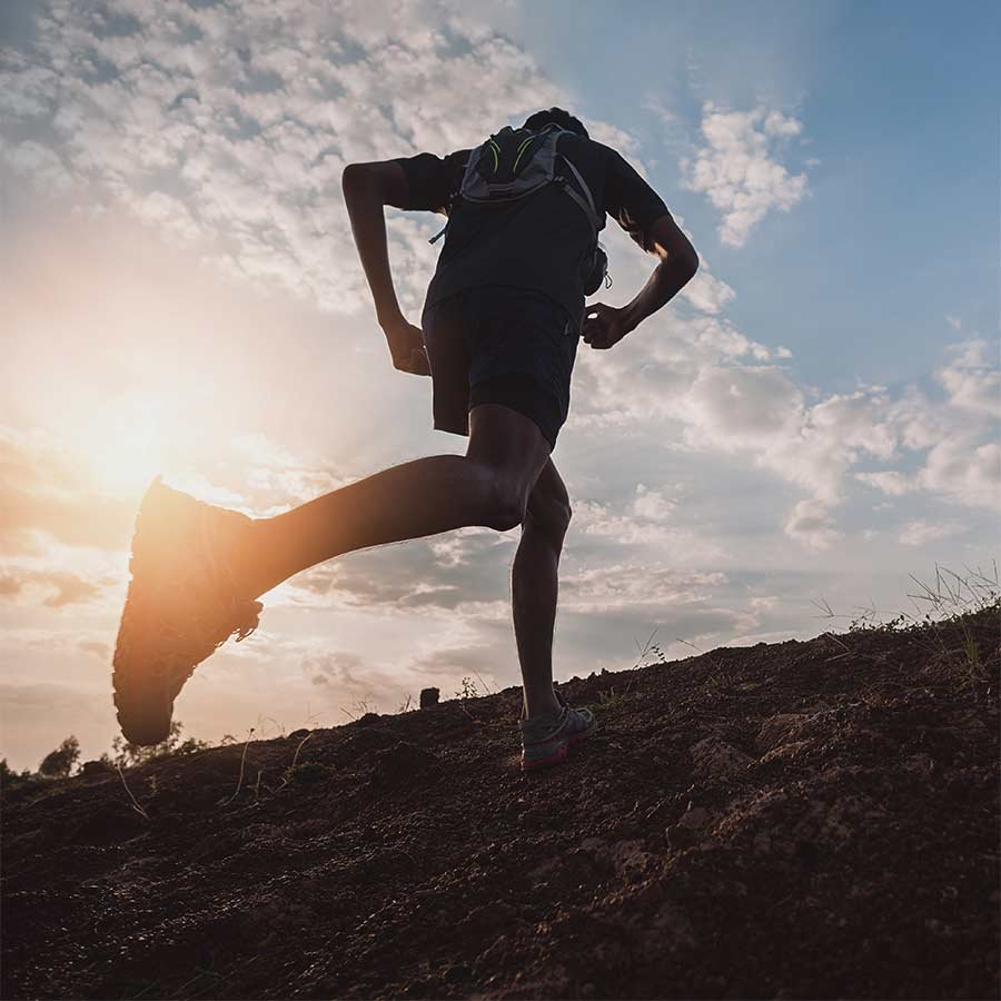 primer plano de corredor trailrun