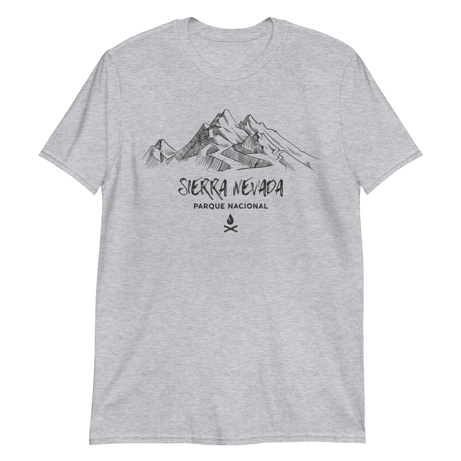 Camiseta gris claro con la ilustración de Sierra Nevada en gris oscuro y el texto "SIERRA NEVADA - Parque Natural - Trail-Shirts"