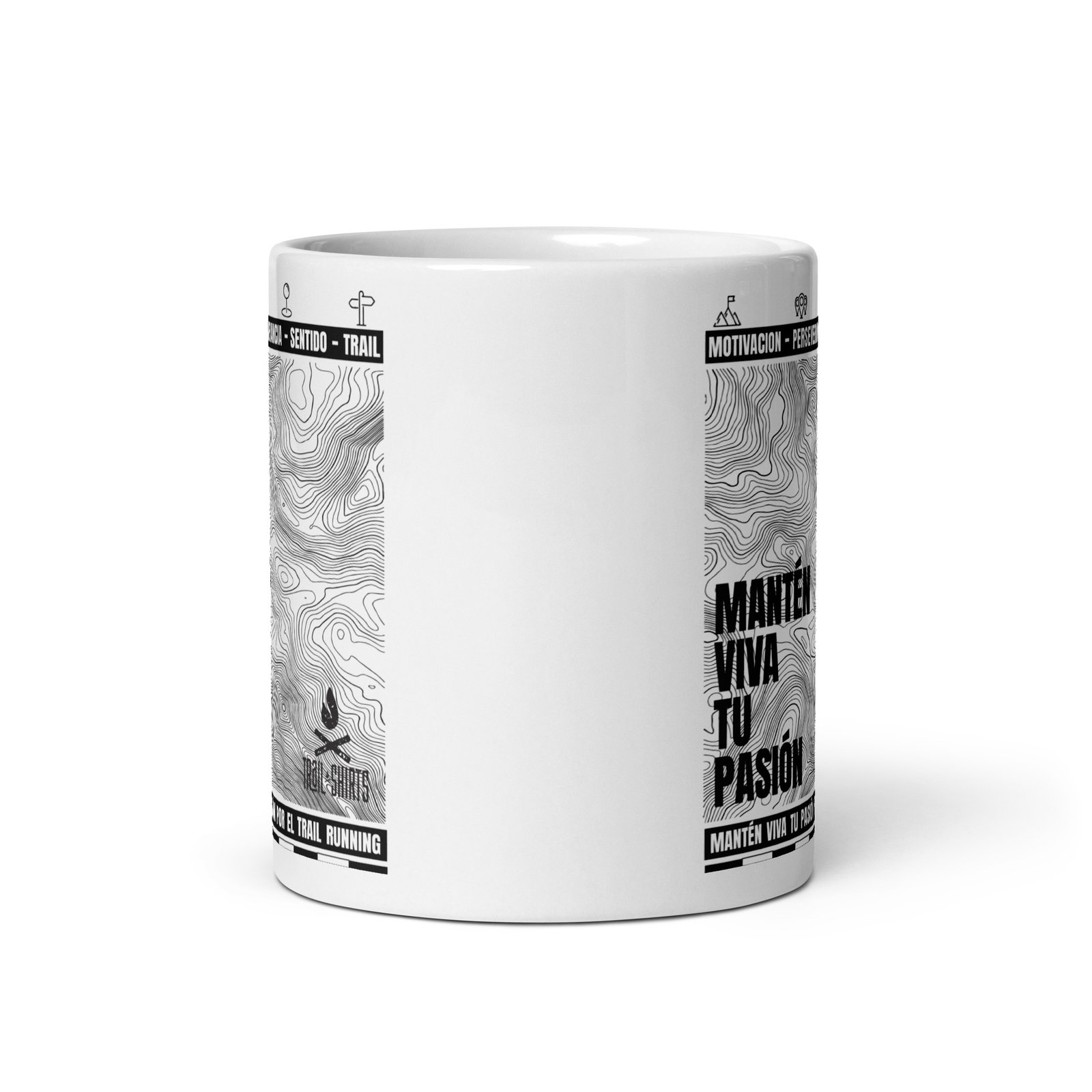 Taza vista frontal con diseño topográfico y mensaje "Mantén Viva Tu Pasión" para trail running.