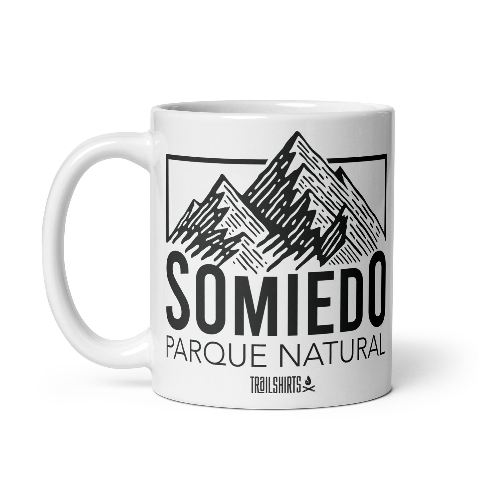 Taza de cerámica SOMIEDO vista izquierda con ilustración de montaña Trail-Shirts
