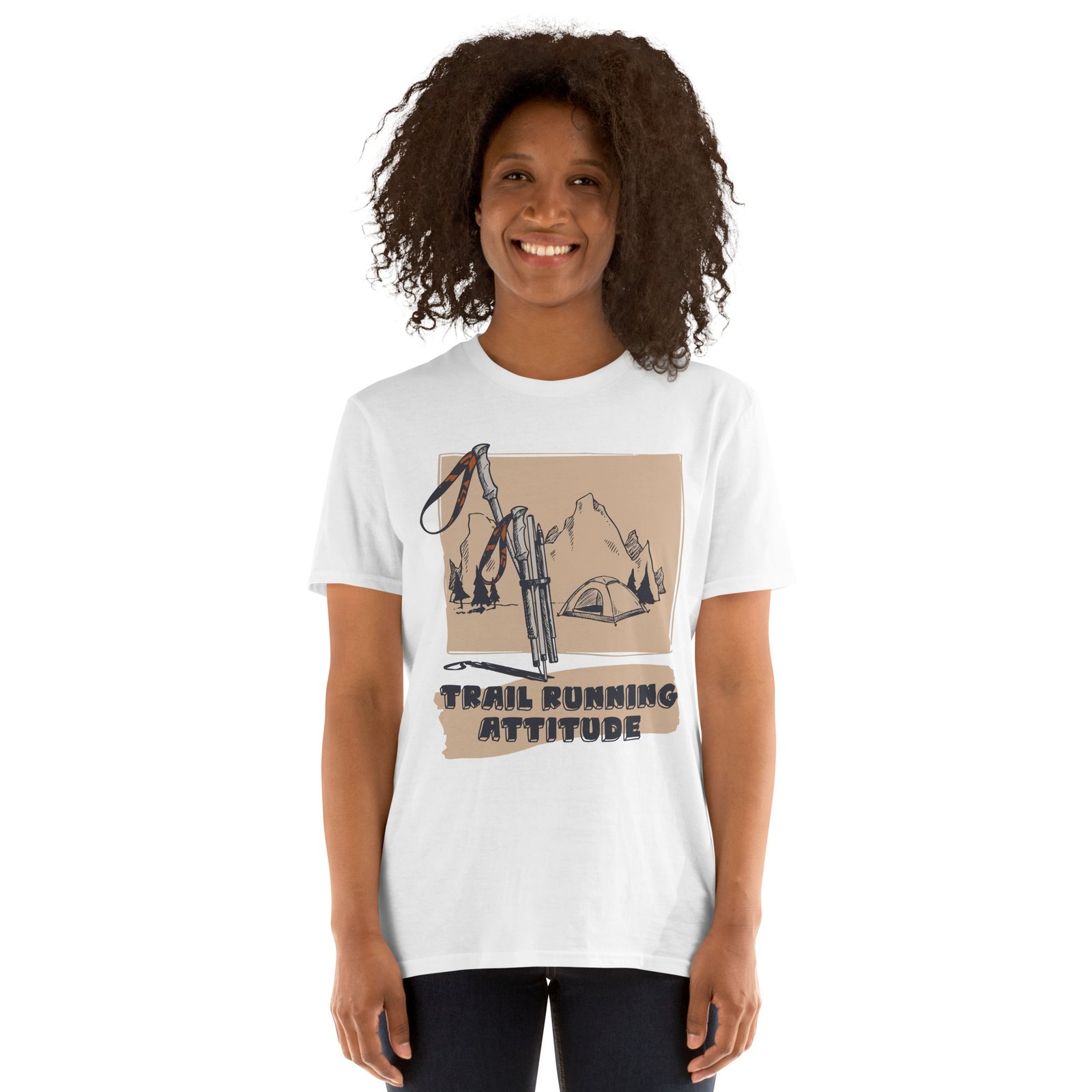 Camiseta blanca mujer Trail Running Attitude diseño bastones montañas corte femenino trail